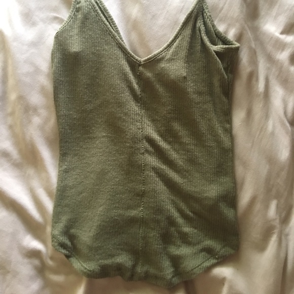 Spaghetti strap - Picture 2 of 3